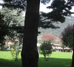 Uferpromenade in Richtung Dongo