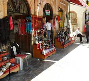 Geschäft mit Krimskrams