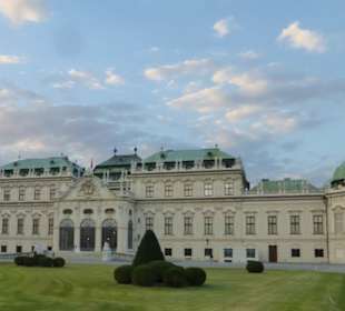 Das Obere Belvedere (Vorderansicht)