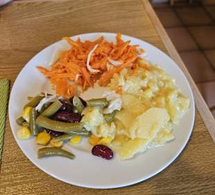 Salat vom Buffet