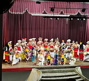 Kandy cultural performance