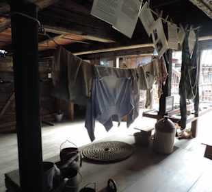 Alter Bootsrumpf begehbar