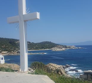 Ausblickspunkt in Sarti auf die Bucht