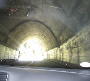 Tunneleinfahrt