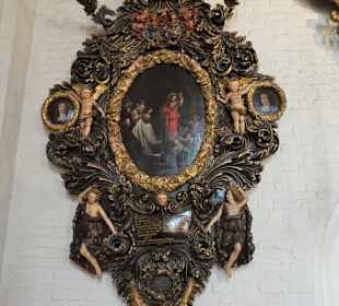 Epitaph an der Wand des Kirchenschiffes