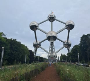 Das sehr schöne Atomium aus der Weltausstellung vo