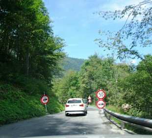 Hier jetzt Baustelle Achtung