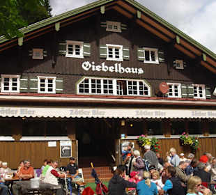 Giebelhausterrasse zur Viehscheid