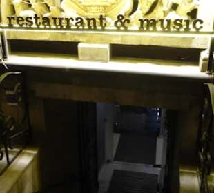 Elephant Club Restaurant&Music, Długi Targ 41-42