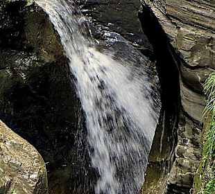 Felsglättungen durch das Wasser