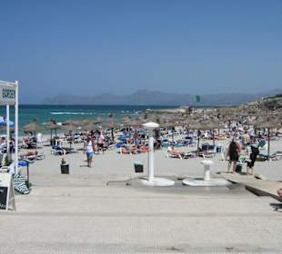 Der Weg zum Strand