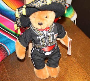 Mariachi Bear Hard Rock Cafe Cozumel