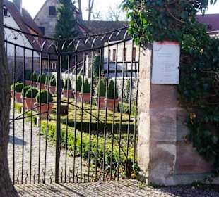 Tor zum Schloss