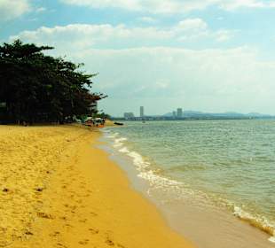 Strand hintern Glashouse
