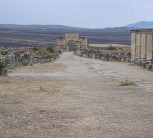 Weg zum Tor Ausgrabungsstelle Volubilis