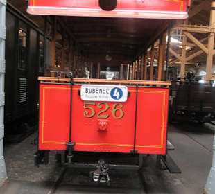 Im Museum des öffentlichen Peronennahverkehrs
