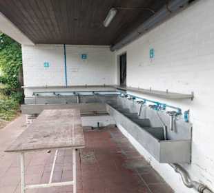 Spül- und Waschecke