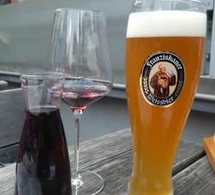 Der Mensch lebt nicht vom Brot allein