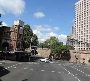 Mit dem Hop-on hop-off Bus in Sydney unterwegs