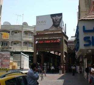 Eingang vom Gold Souk