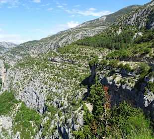 Blick von der Route des Crètes in den Canyon