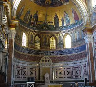 Lateranbasilika innen