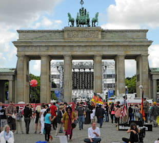 Zur Zeit der Fußball EU riesige Fanmeilen