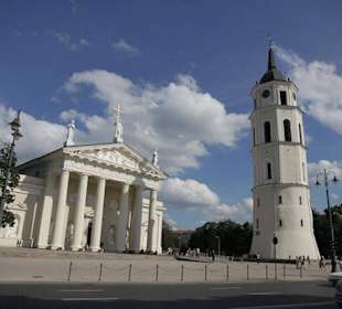  Bazylika św. Stanisława Biskupa i św. Władysława