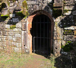 Burgruine Neuscharfeneck