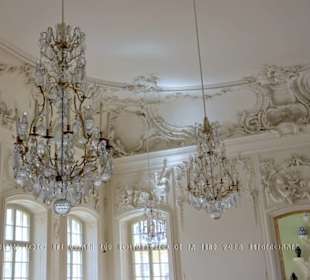 Weißer Saal m. Übergang z Ovalen Porzellankabinett