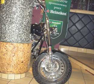 Harley Davidson im Pub