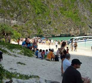 Phi Phi Island "The Beach" nach Touristenansturm