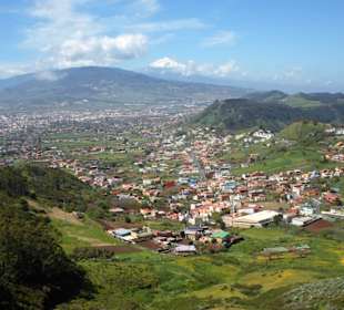 Erster Blick hinter San Cristobal de la Laguna