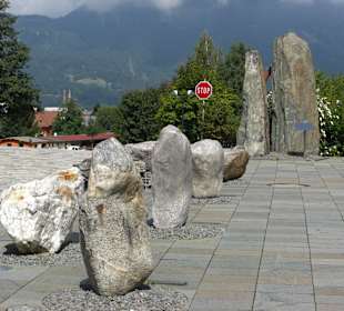 Lehrreiche Felsformationen am Ausgang nach Kundl