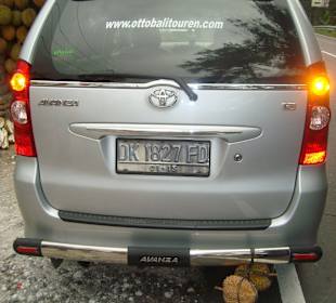 Otto's Auto Duriantransport auf Bali