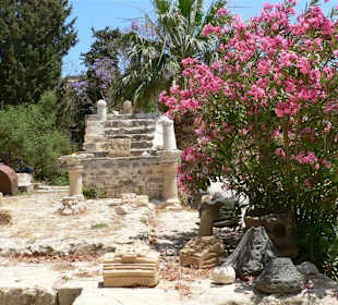 Ausgrabungen im Innenhof
