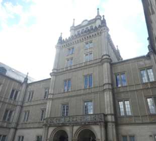 Das Schloss Ehrenburg, Blick vom Schlossplatz
