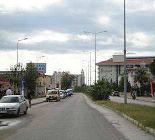 Weg zum Hotel / Alibaba Bazaar