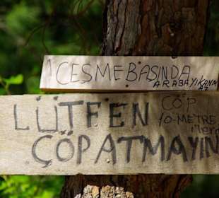 Der Staudamm selbst in voller Pracht