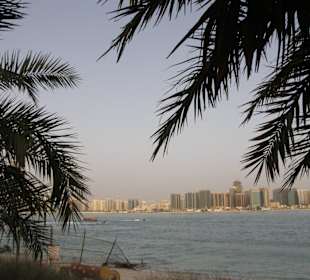 Вид города со стороны Персидского залива