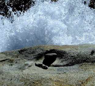 Tosendes Wasser
