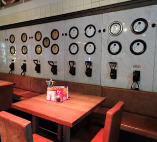 Rundgang durch die Gaststuben in der Brauwelt