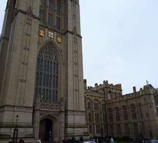 Wills Memorial Building