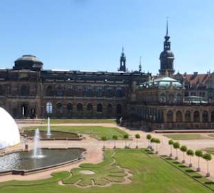 Der Zwinger mit der 127 Meter langen Sempergalerie
