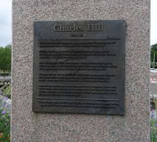 Büste Charles Hill