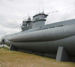 Steuerbordseite von U995
