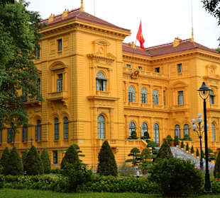 Presidentieel Paleis - Hanoi september 2013