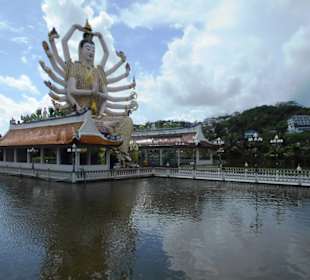 Wat Plai Laem