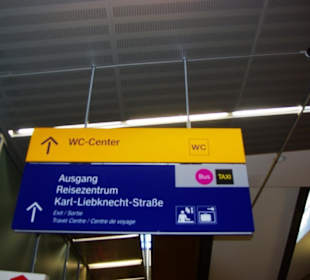 U-Bahnhof mit Straßenbahn verbunden