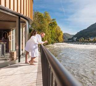 Sonnendeck auf der FlussSauna